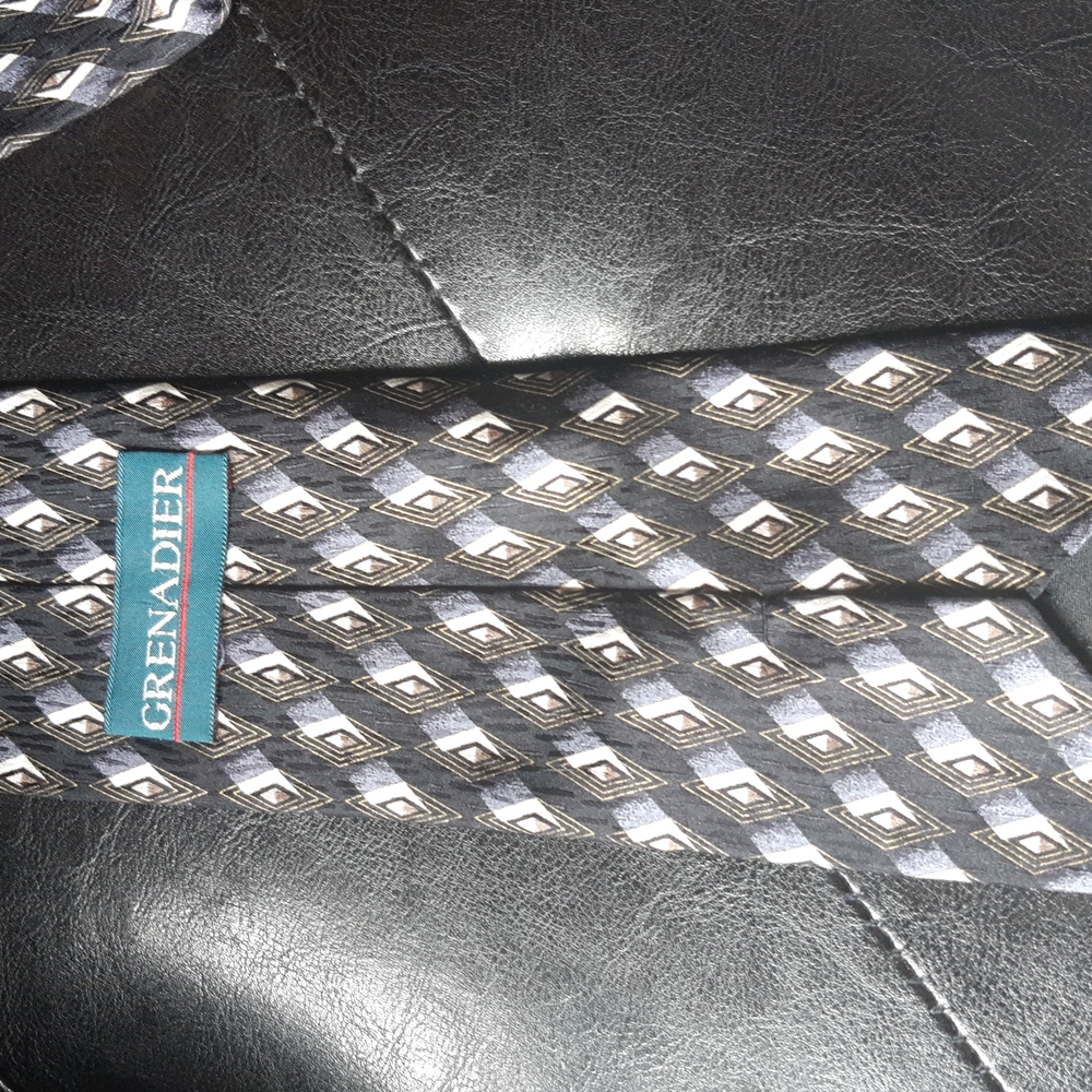 Grenadier Vintage 100% Silk Tie Navy Blue